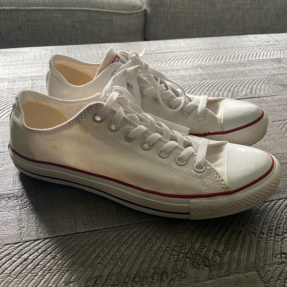 Converse All Star White Chuck Taylors